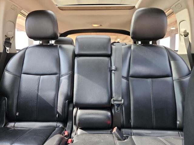 Nissan Pathfinder S Image 7