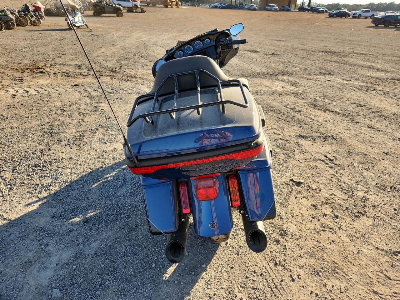 Harley-Davidson Fl Image 5