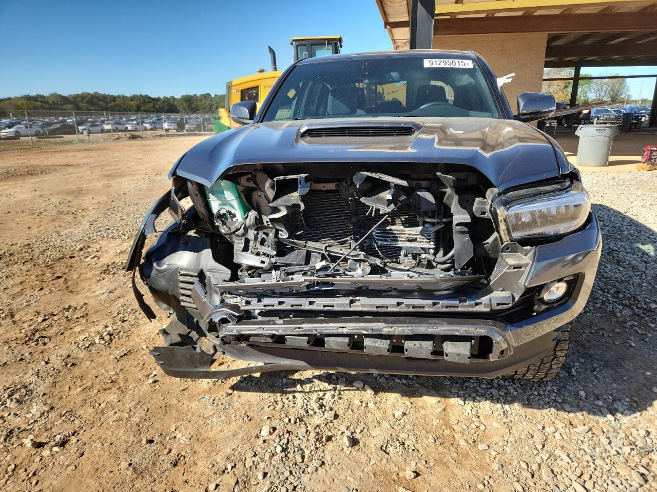 Toyota Tacoma Double Cab Image 11