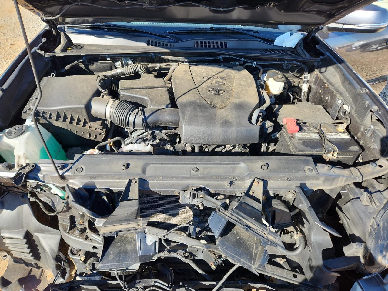 Toyota Tacoma Double Cab Image 8