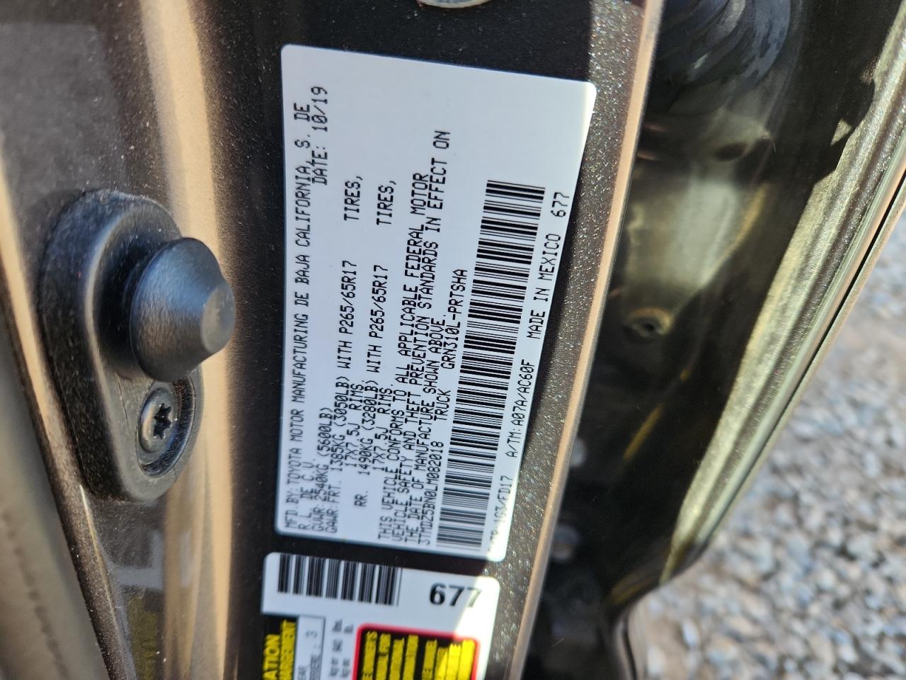 Toyota Tacoma Double Cab Image 9