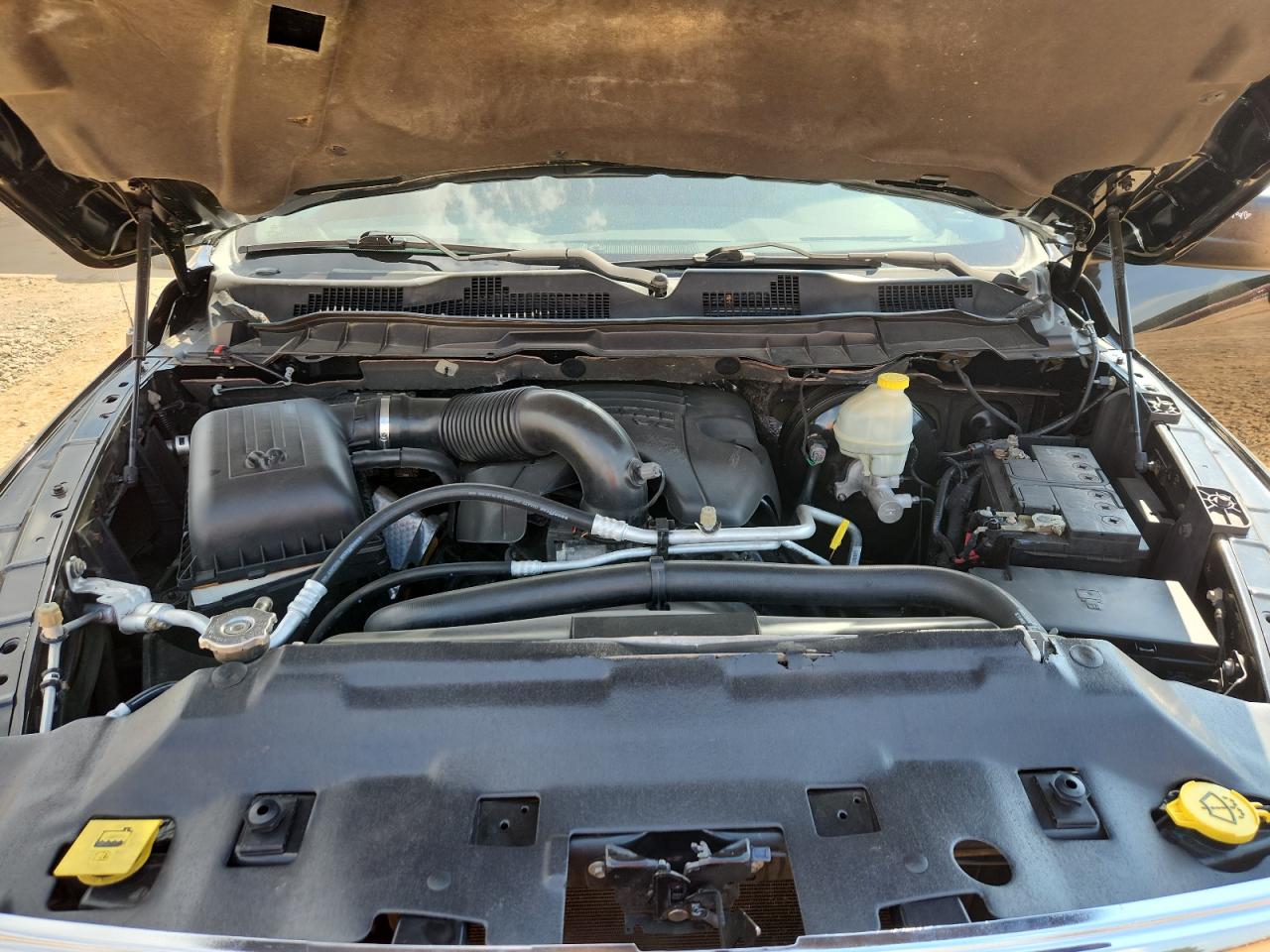 Ram 1500 St Image 12