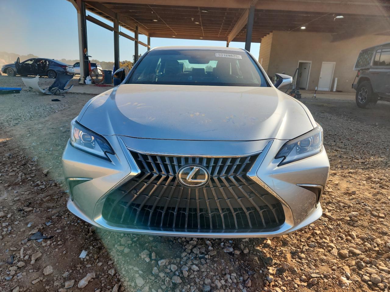Lexus Es 300h Base Image 9