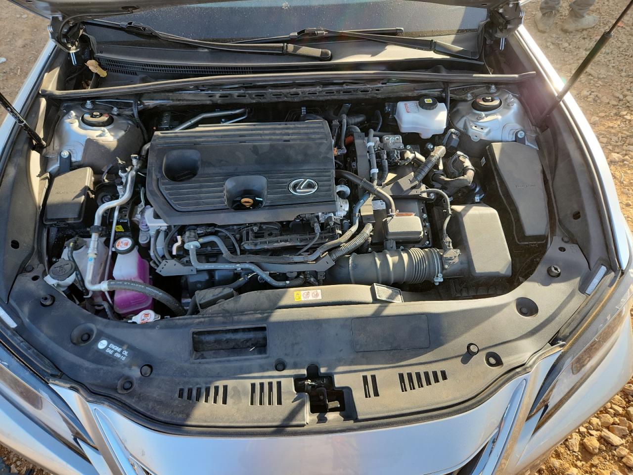 Lexus Es 300h Base Image 10