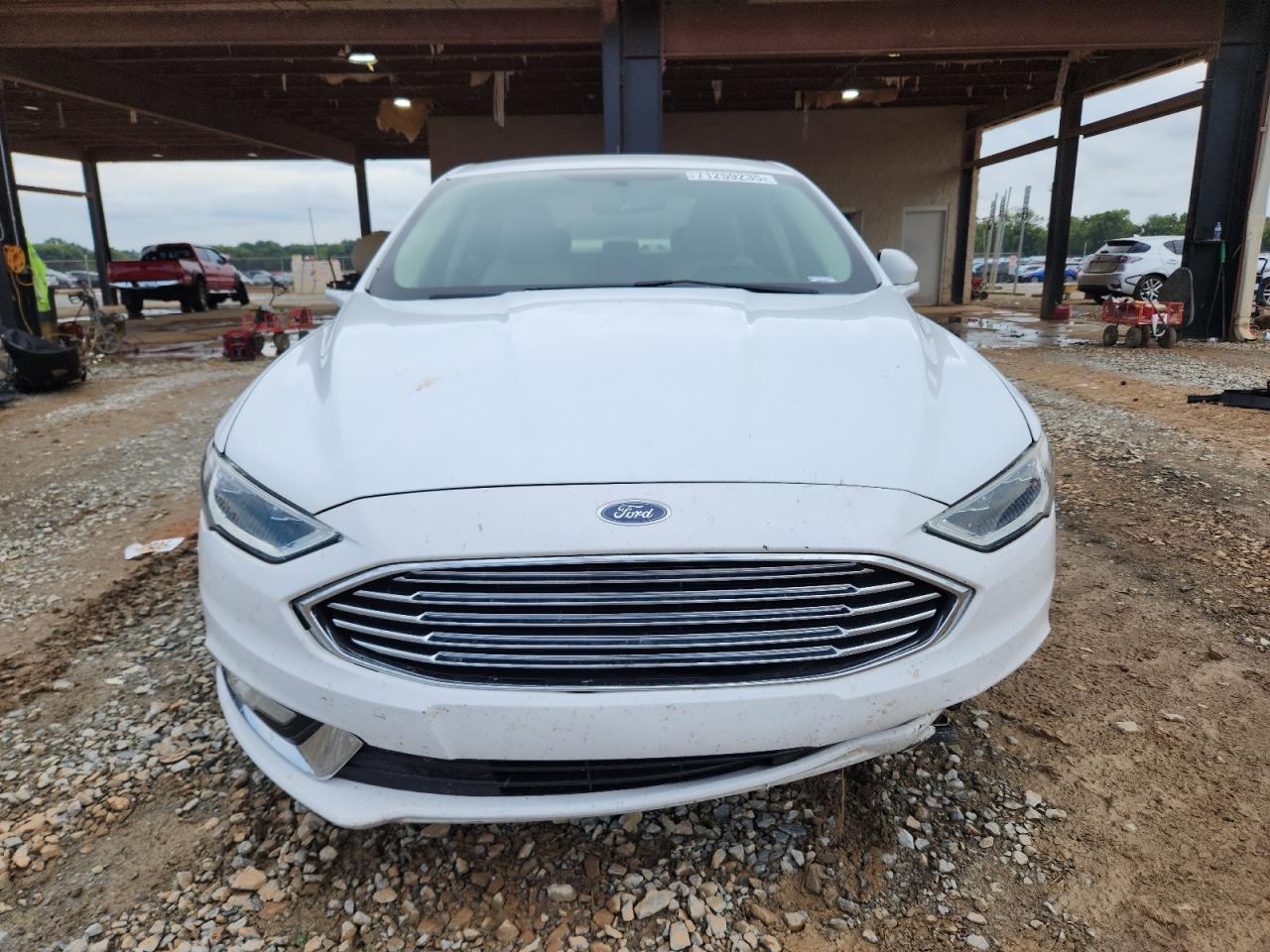 Ford Fusion Se Image 4