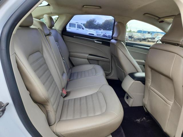 Ford Fusion Se Image 8