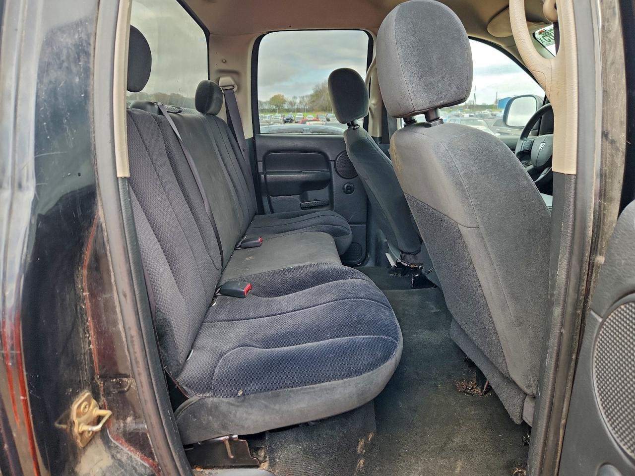 Dodge Ram 1500 St Image 6