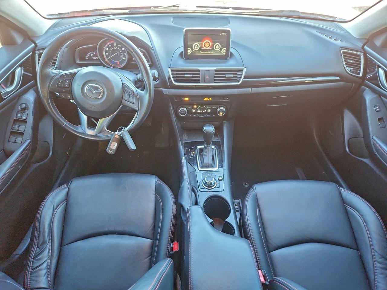 Mazda 3 Grand Touring Image 9