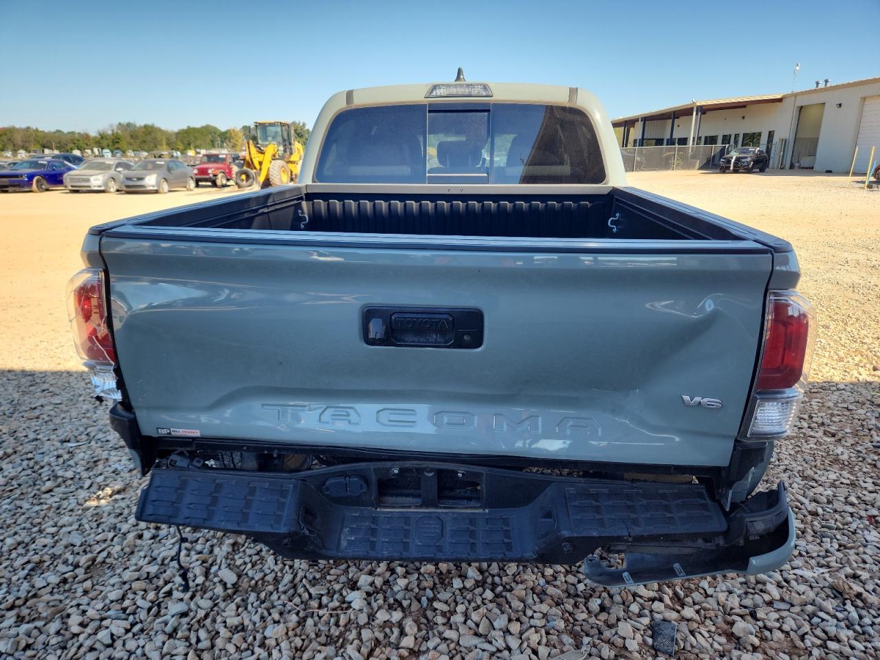 Toyota Tacoma Double Cab Image 10