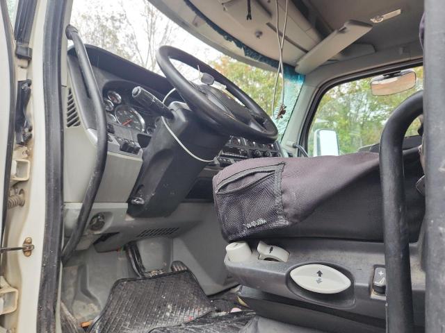 Kenworth Constructi T880 Image 12