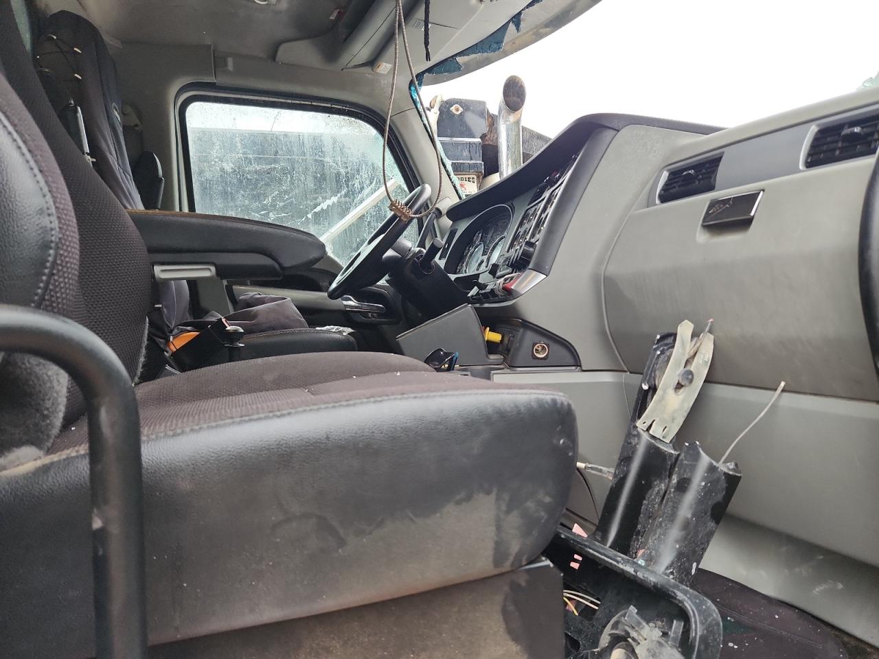 Kenworth Constructi T880 Image 9