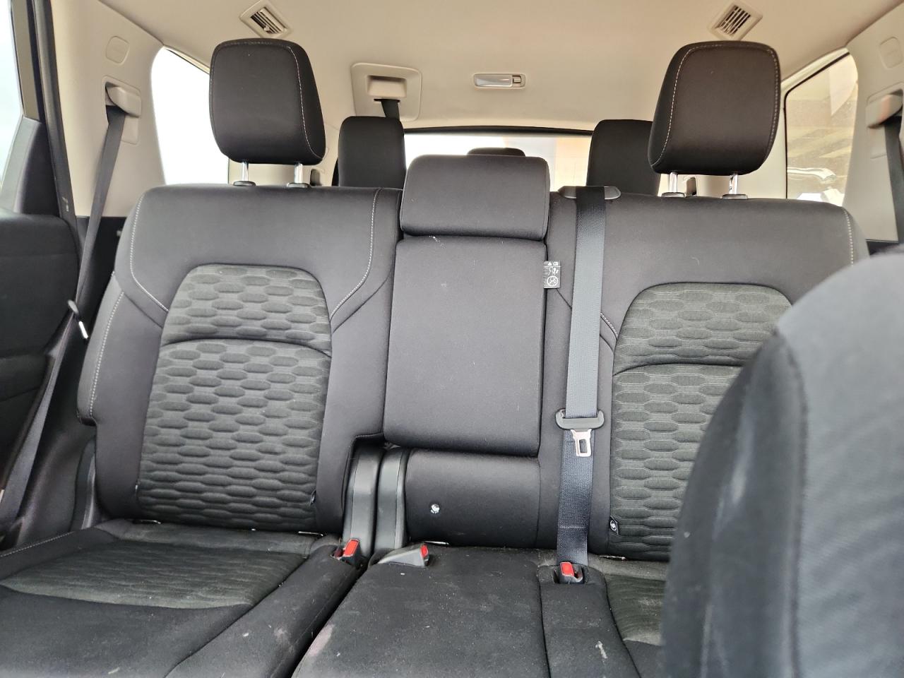 Nissan Pathfinder Sv Image 13