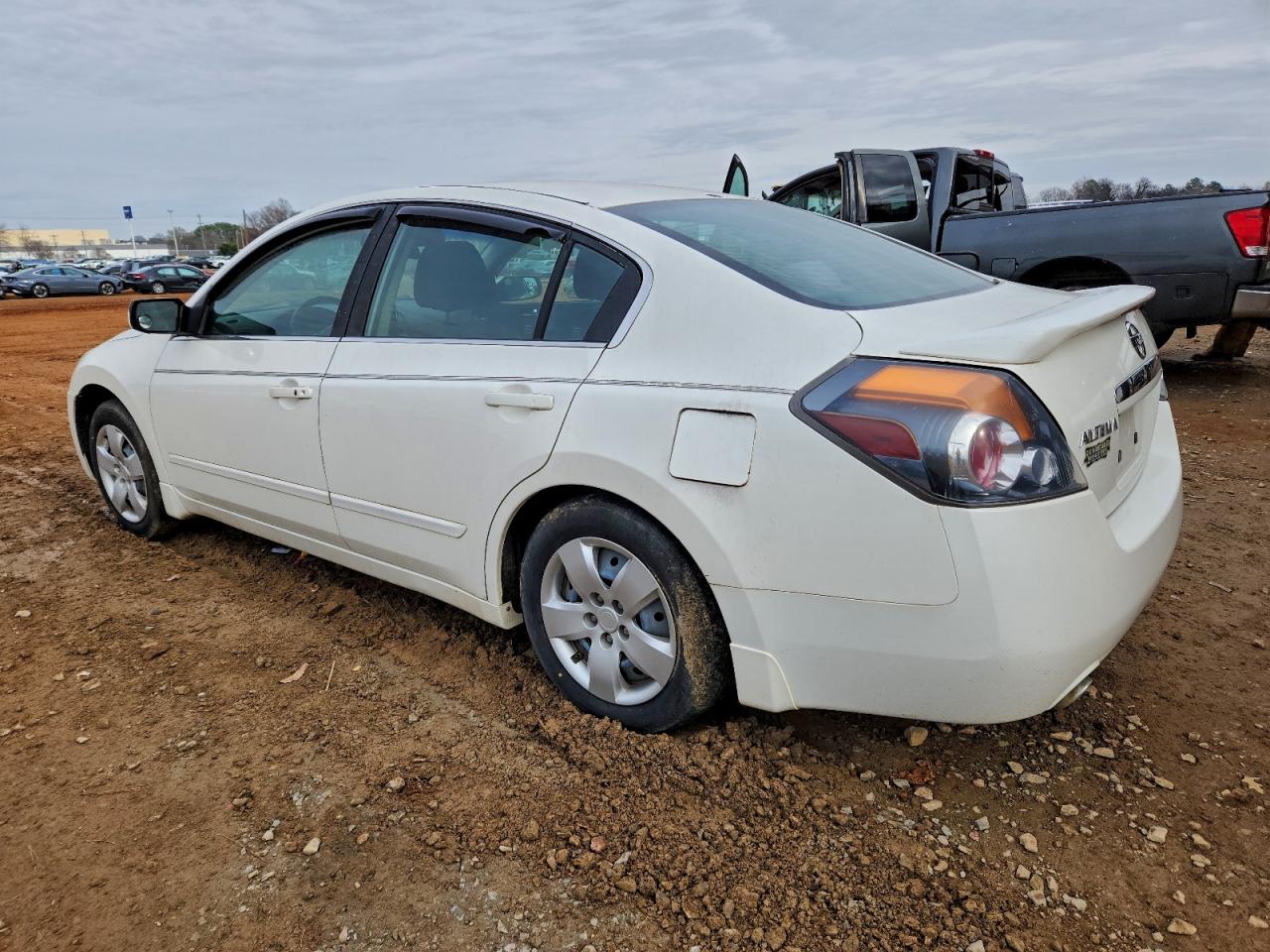 Nissan Altima 2.5 Image 2
