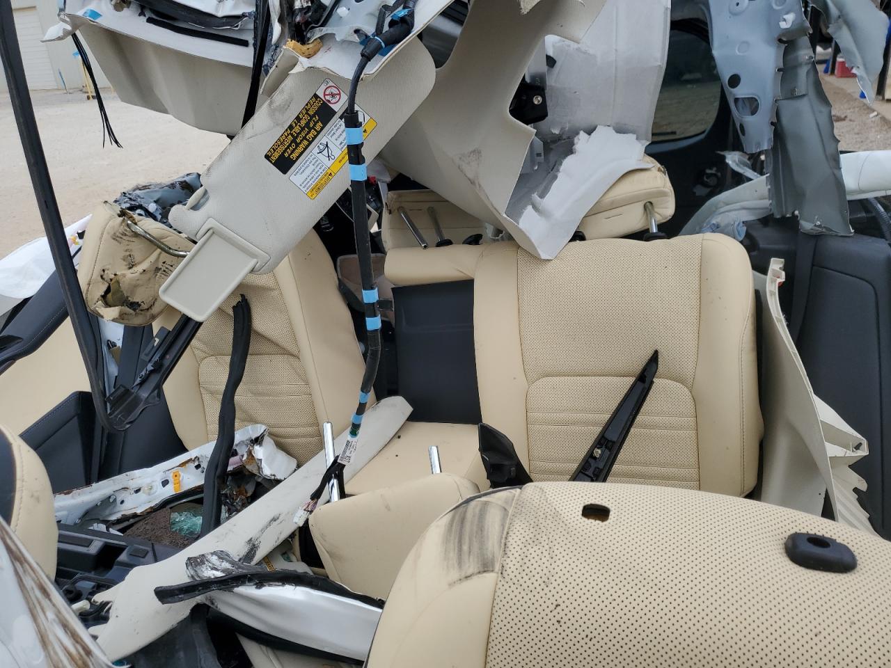 Lexus NX 200t Base Image 11