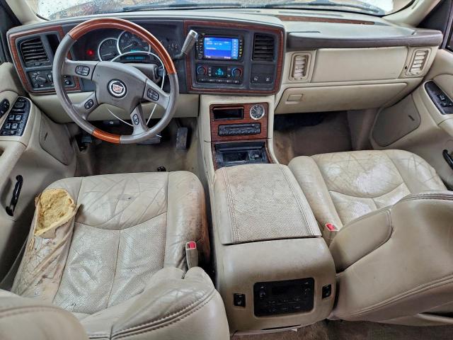 Cadillac Escalade Luxury Image 12