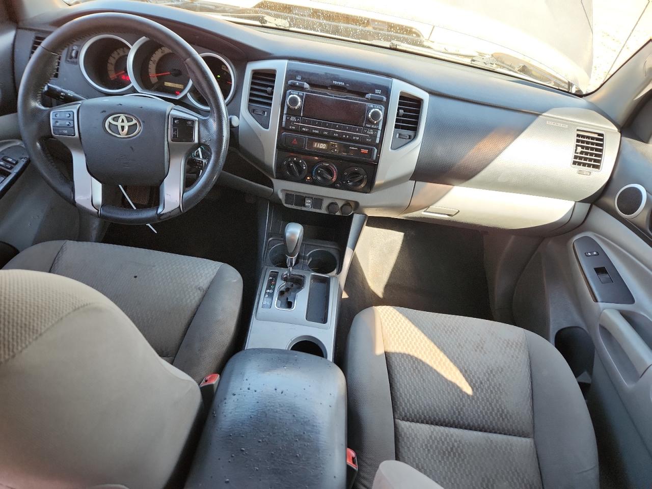 Toyota Tacoma Double Cab Prerunner Image 10