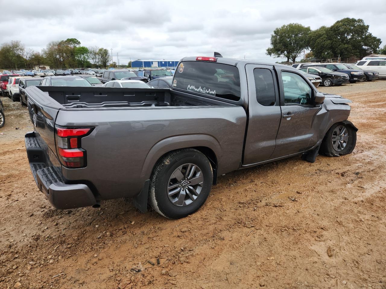 Nissan Frontier S Image 12