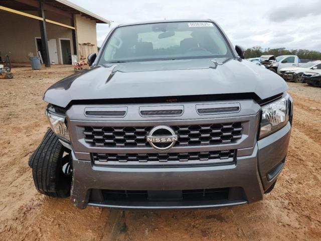 Nissan Frontier S Image 9