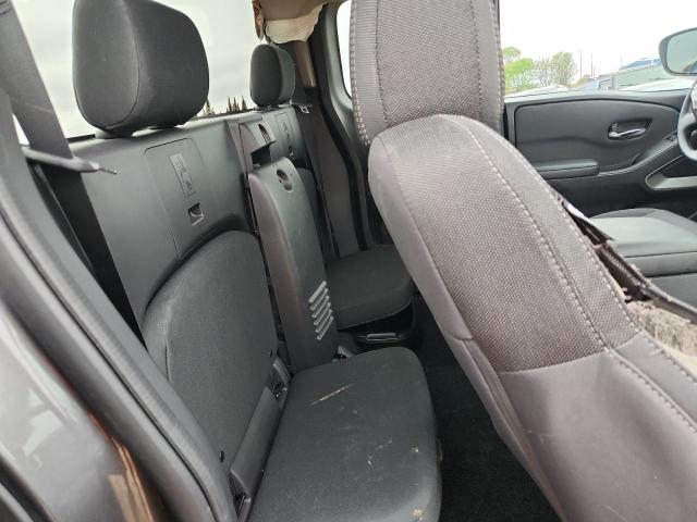 Nissan Frontier S Image 10