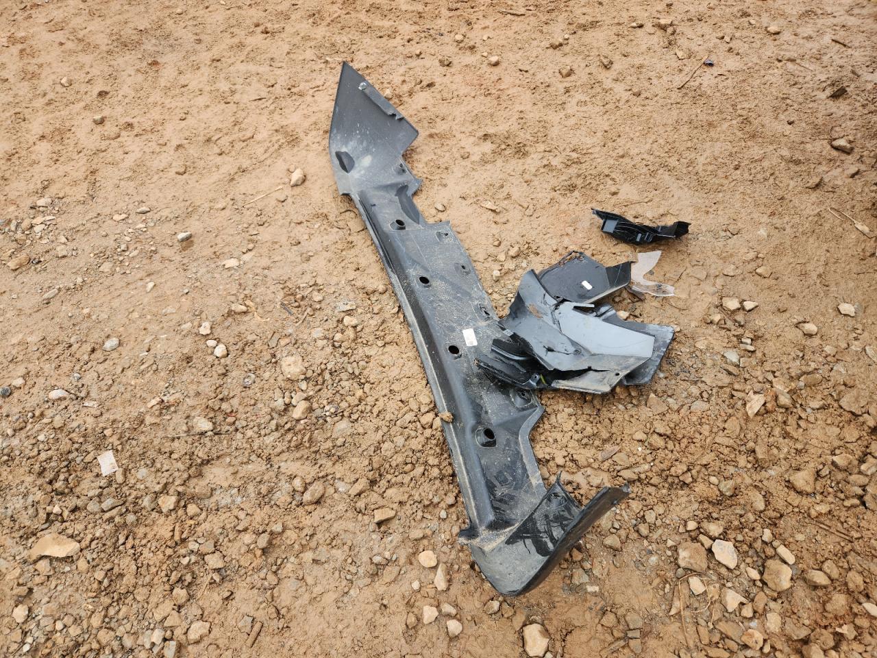 Nissan Frontier S Image 11