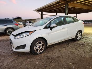 Salvage Ford Fiesta