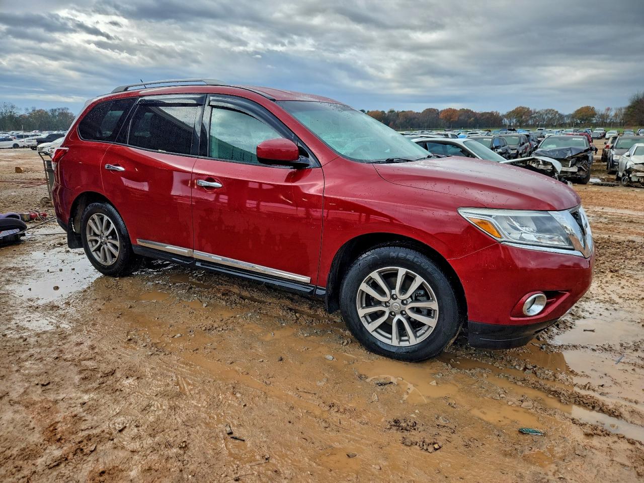 Nissan Pathfinder S Image 12