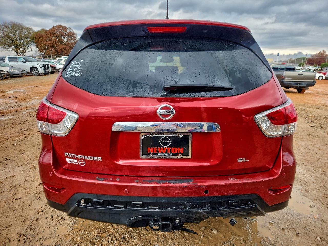 Nissan Pathfinder S Image 4