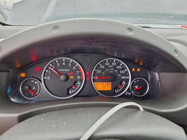 Nissan Pathfinder S Image 3