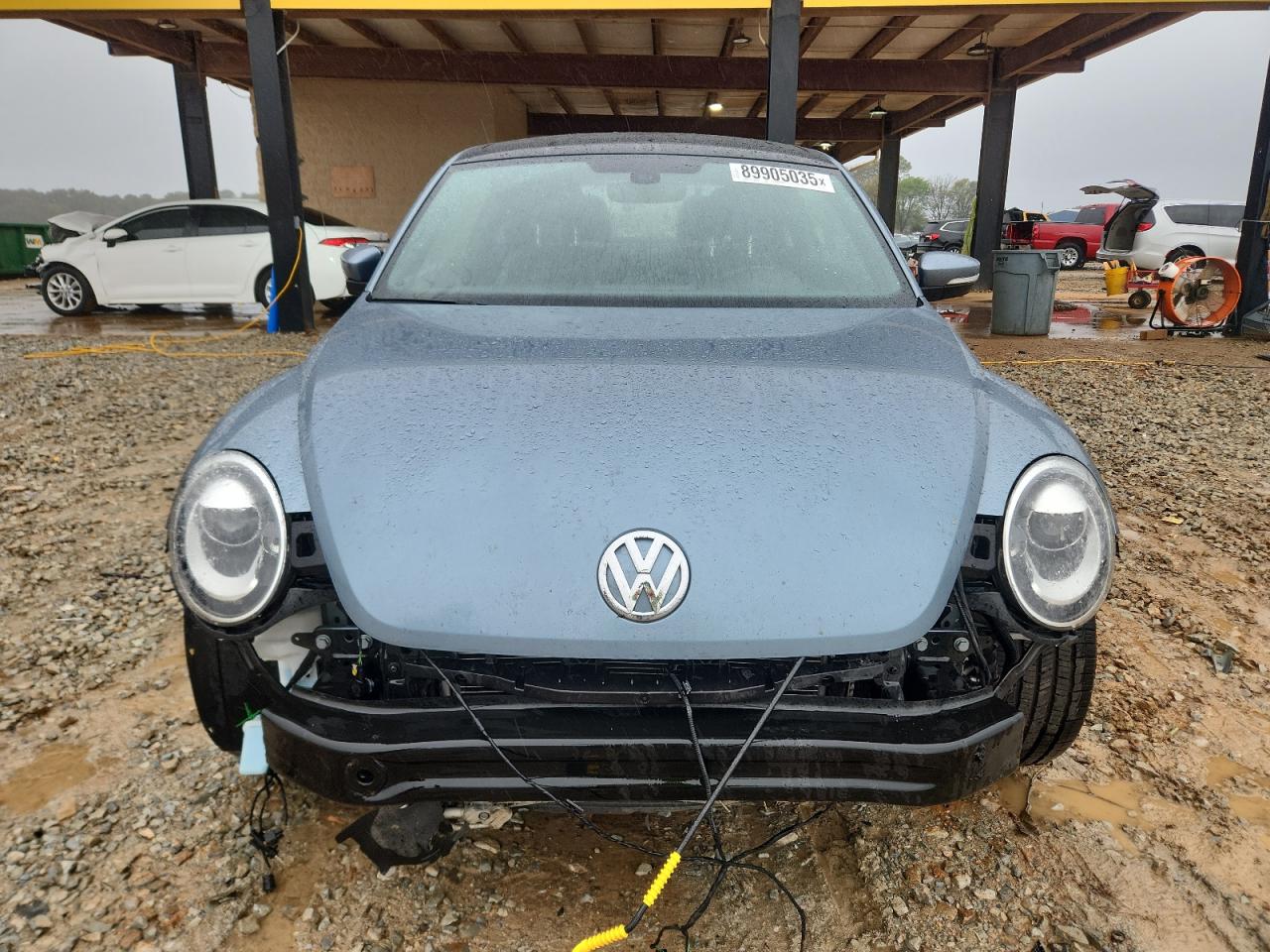 Volkswagen Beetle S Image 8