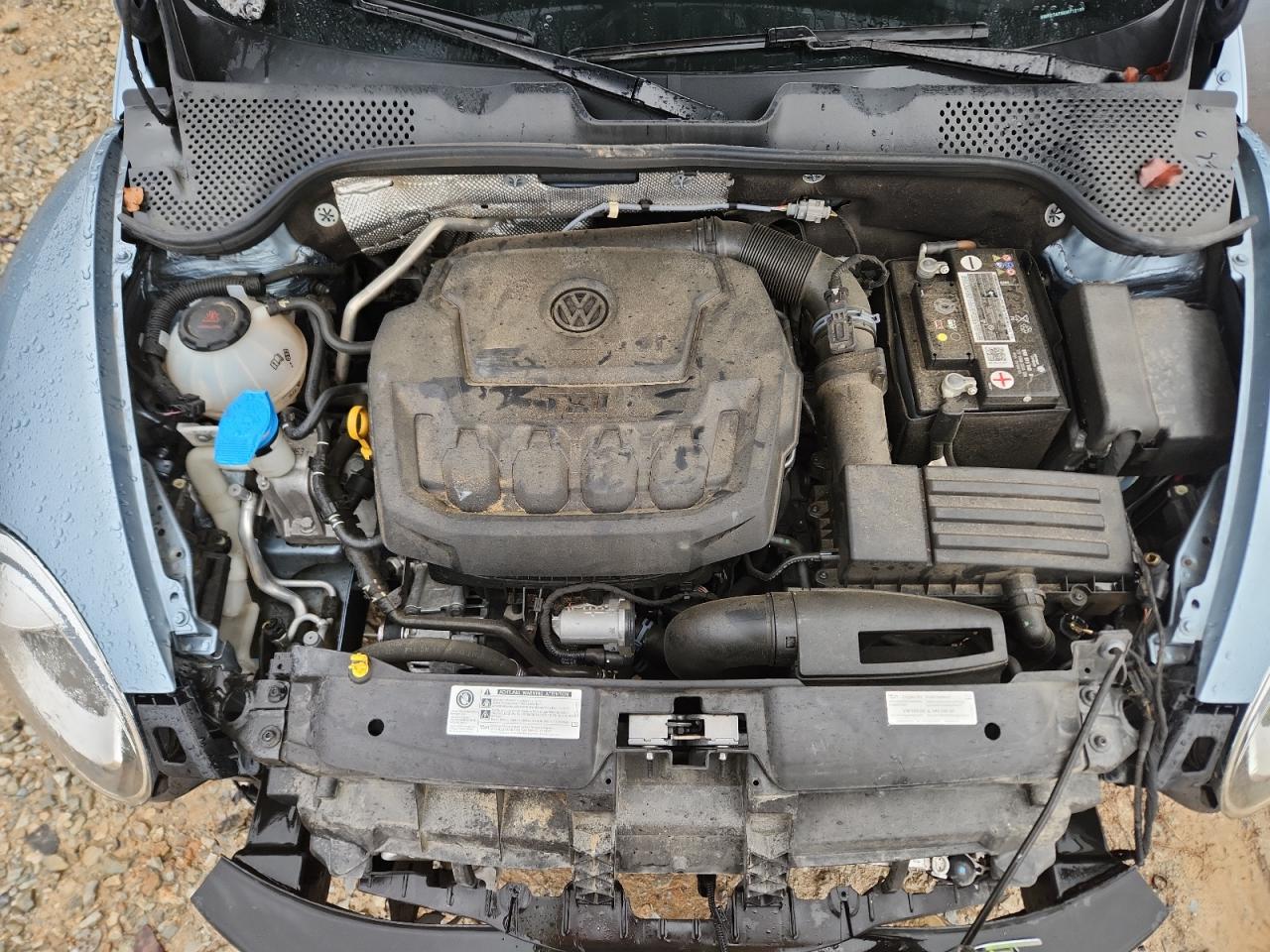 Volkswagen Beetle S Image 7