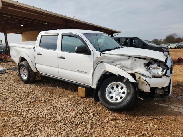 Toyota Tacoma Double Cab Prerunner Image 2