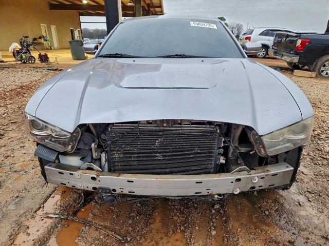 Dodge Charger Srt-8 Image 4