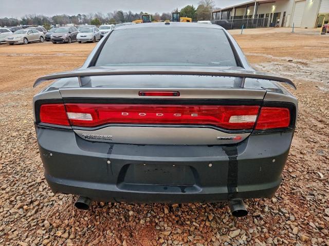 Dodge Charger Srt-8 Image 3