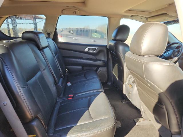 Nissan Pathfinder S Image 12