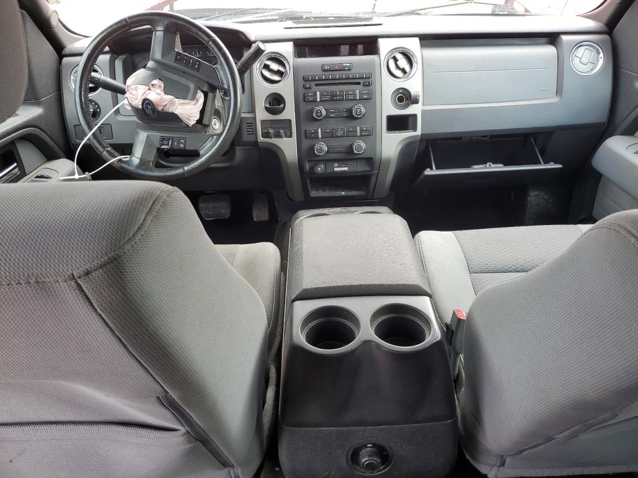 Ford F-150 Supercrew Image 4