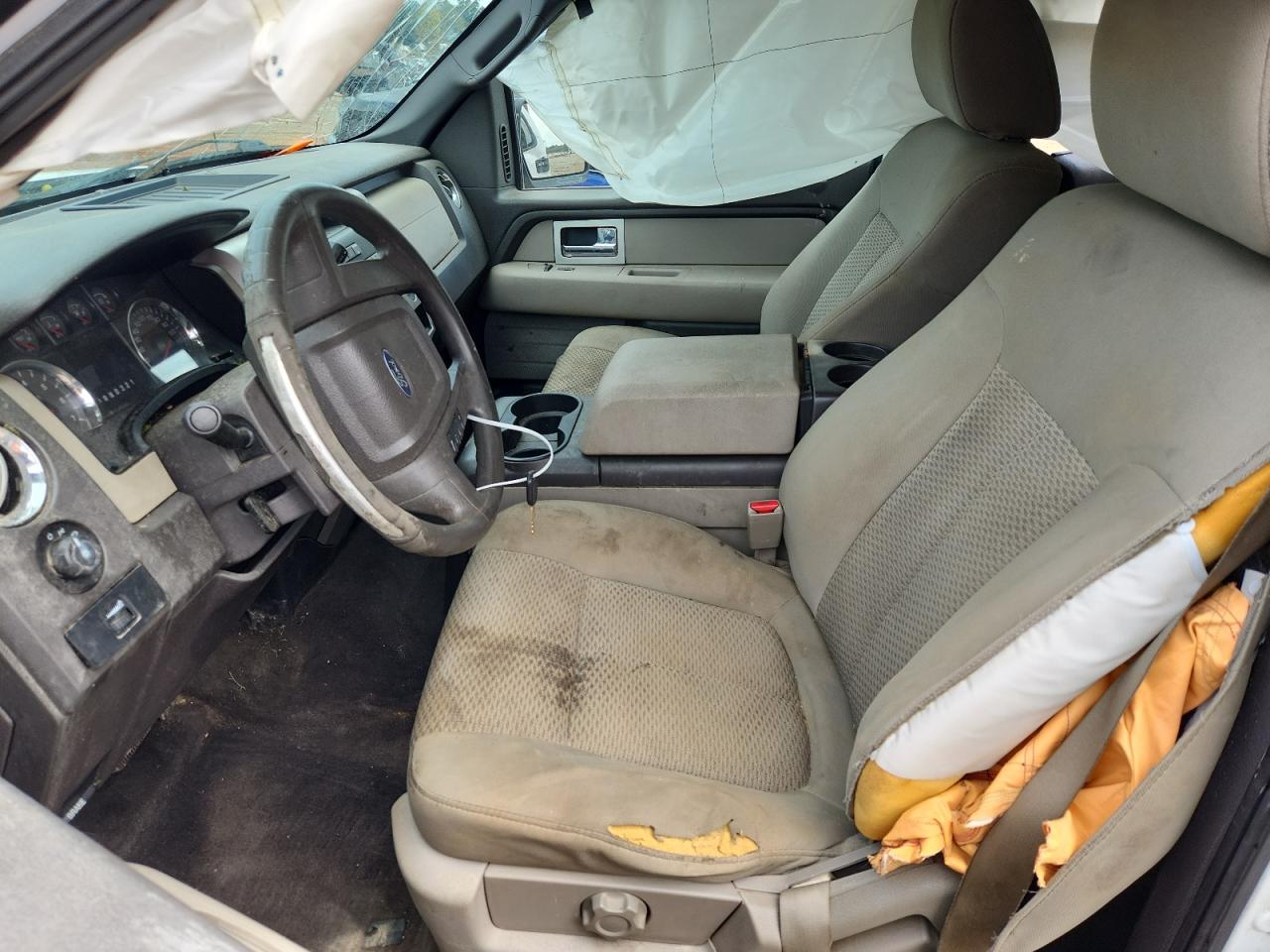 Ford F-150 Supercrew Image 2