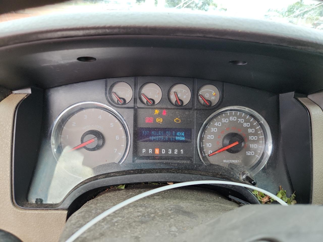 Ford F-150 Supercrew Image 6