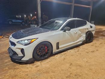  Salvage Kia Stinger