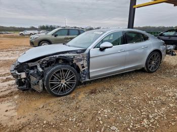  Salvage Porsche Panamera
