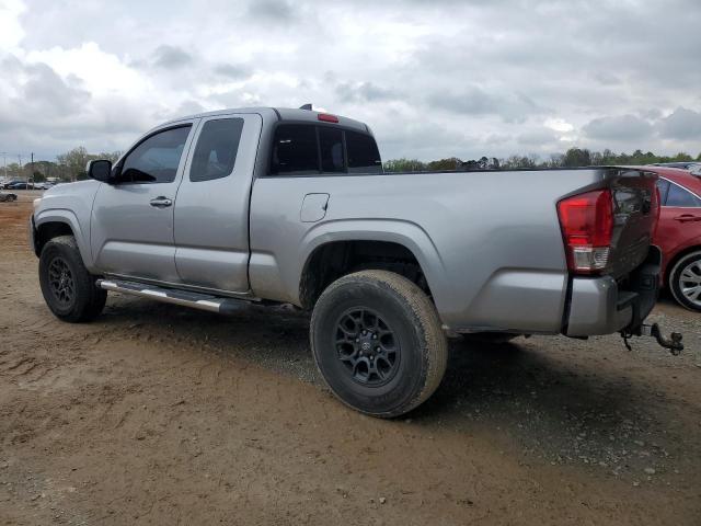 Toyota Tacoma Access Cab Image 2