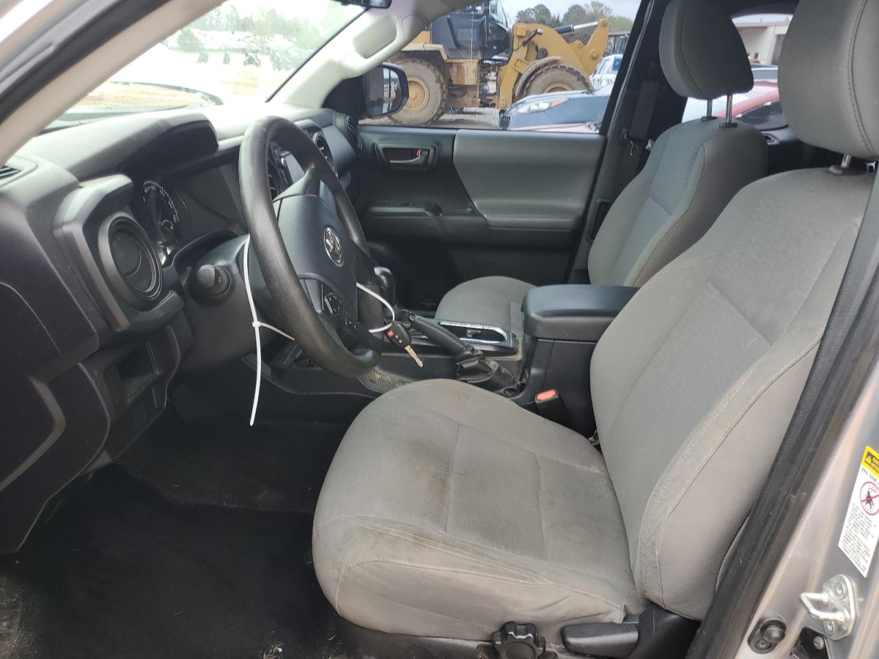 Toyota Tacoma Access Cab Image 7