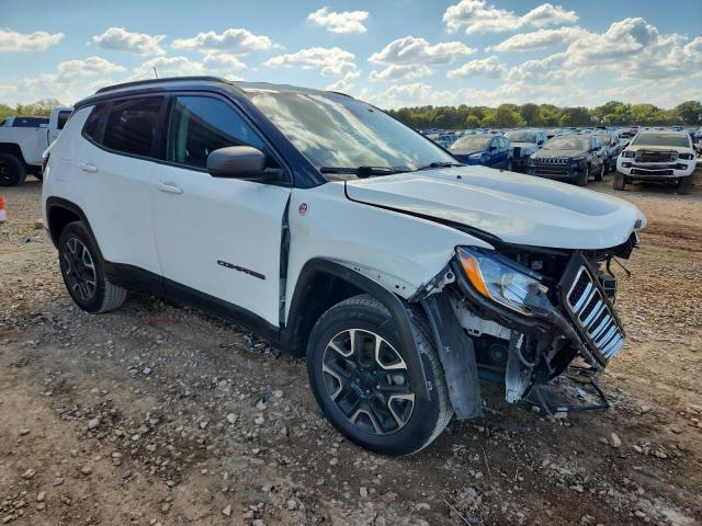 Jeep Compass Trailhawk Image 6