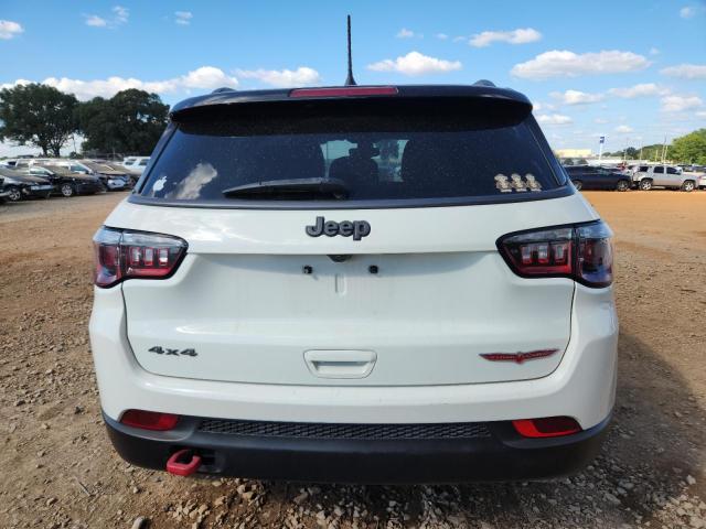 Jeep Compass Trailhawk Image 13