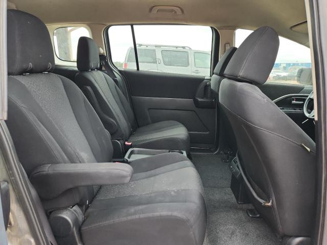 Mazda 5 Image 11