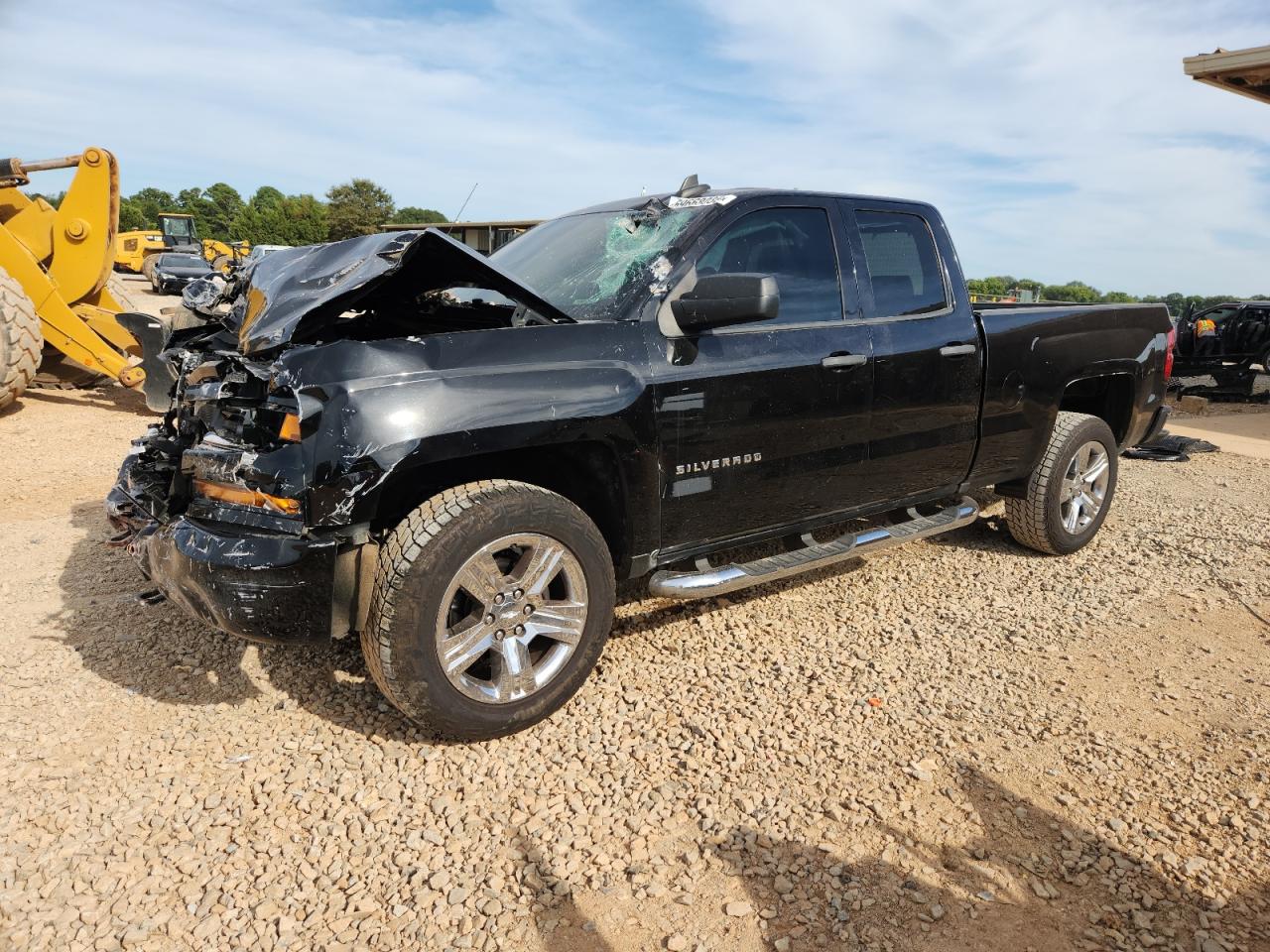 Chevrolet Silverado C1500 Custom Image 1