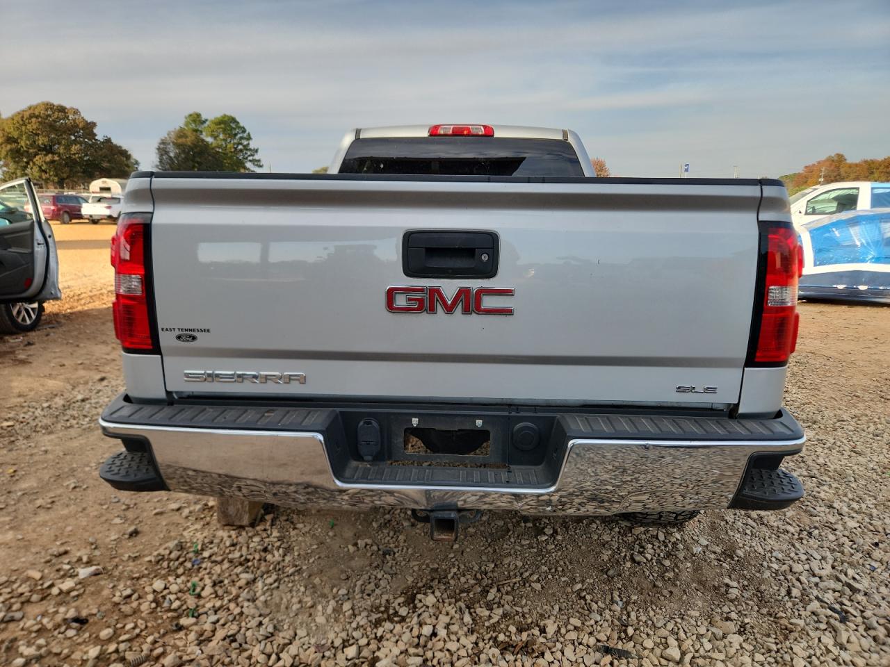 GMC Sierra K1500 Sle Image 6