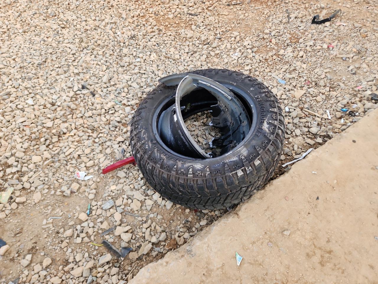 GMC Sierra K1500 Sle Image 10