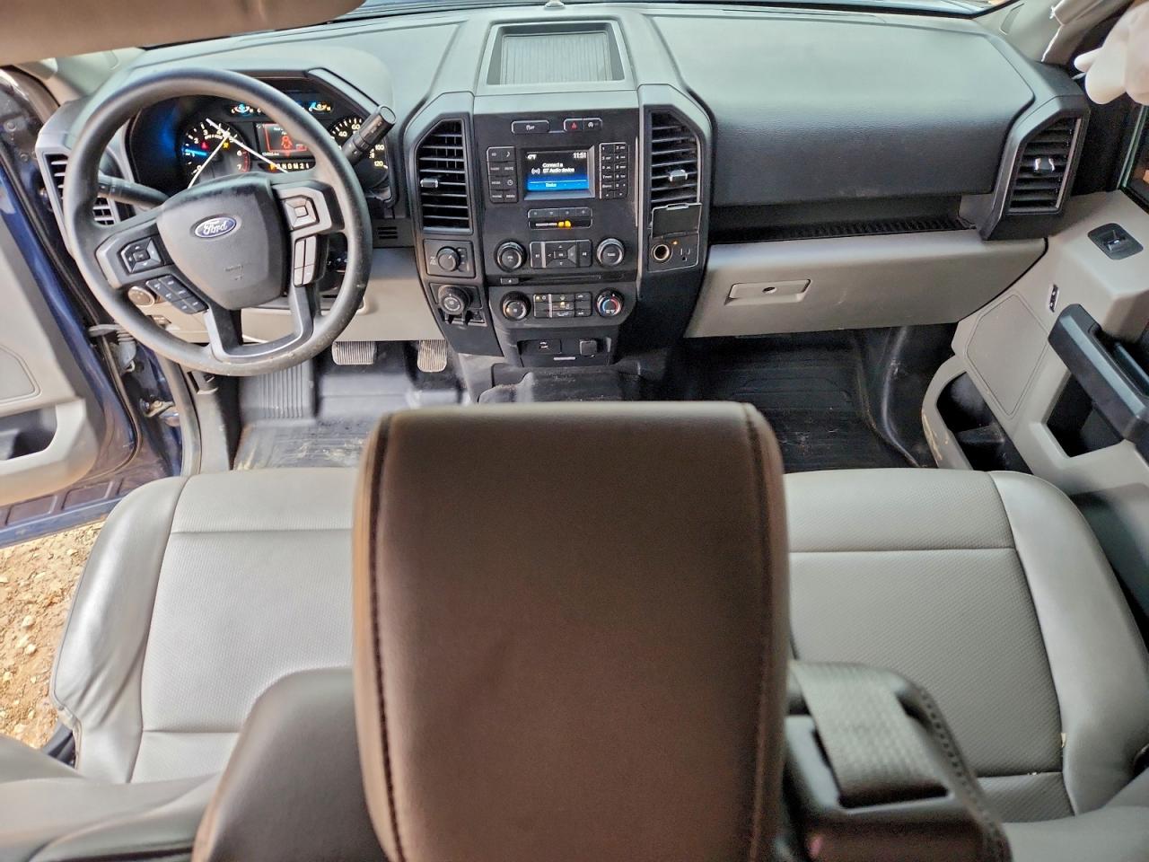 Ford F-150 Supercrew Image 3