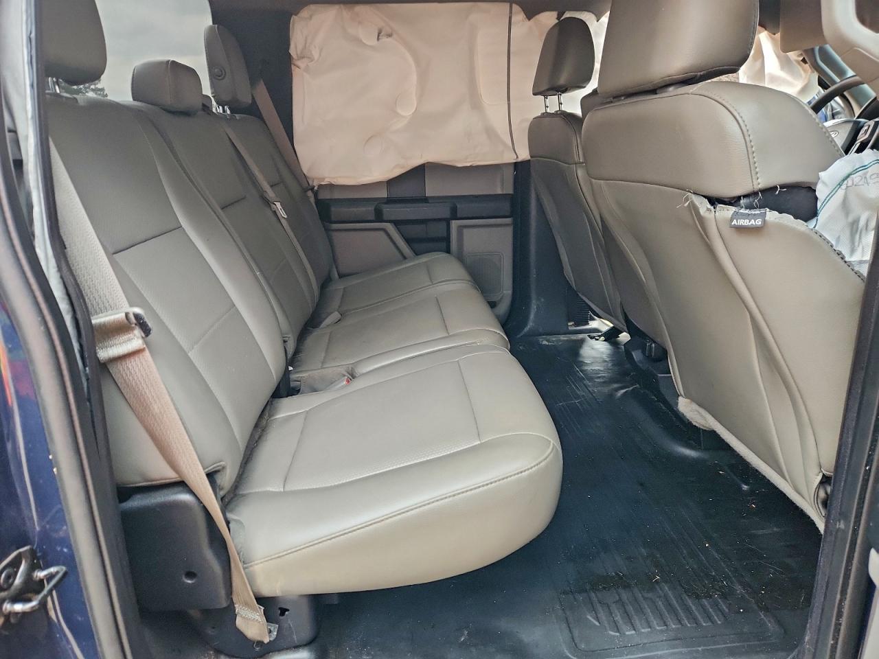 Ford F-150 Supercrew Image 8