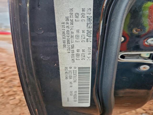 Chrysler 300 S Image 8